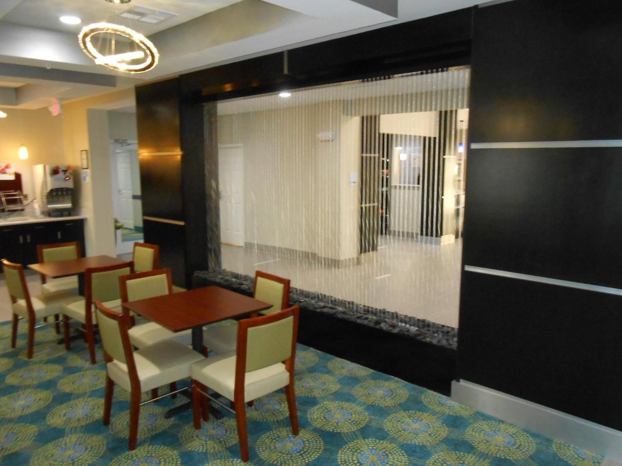Holiday Inn Express & Suites Houston Northwest-Brookhollow By Ihg Luaran gambar