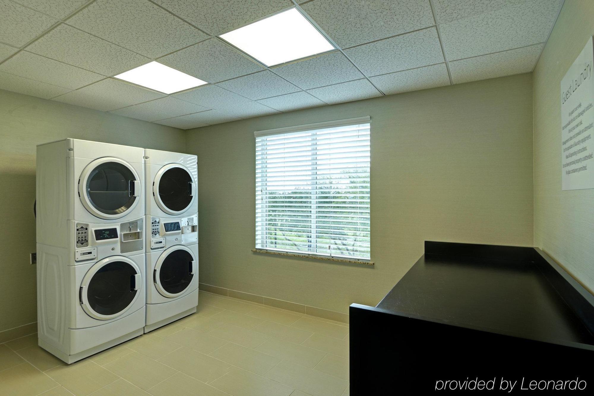 Holiday Inn Express & Suites Houston Northwest-Brookhollow By Ihg Luaran gambar