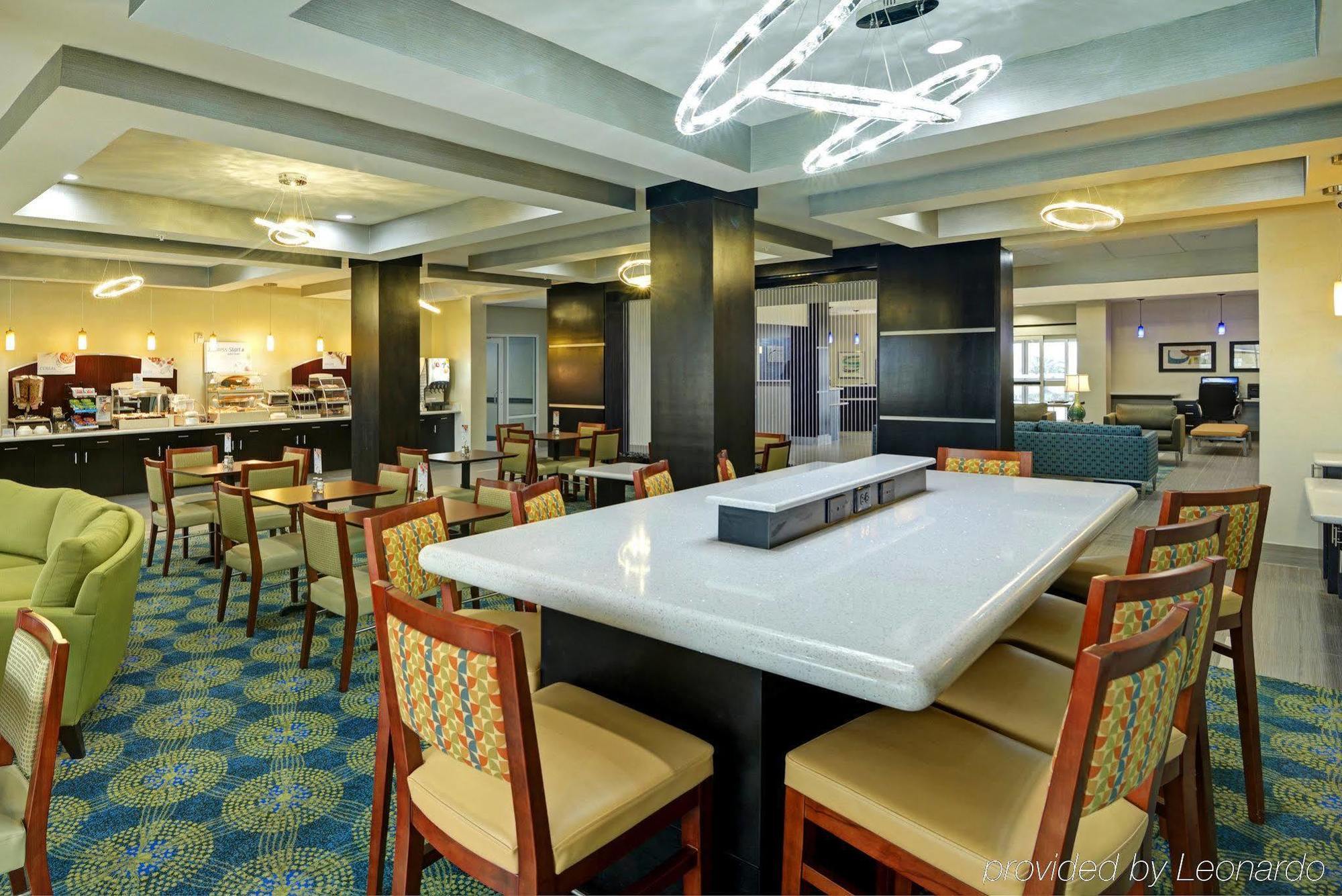 Holiday Inn Express & Suites Houston Northwest-Brookhollow By Ihg Luaran gambar