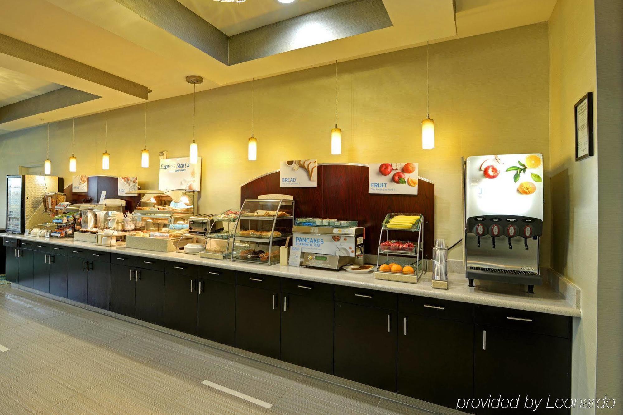 Holiday Inn Express & Suites Houston Northwest-Brookhollow By Ihg Luaran gambar