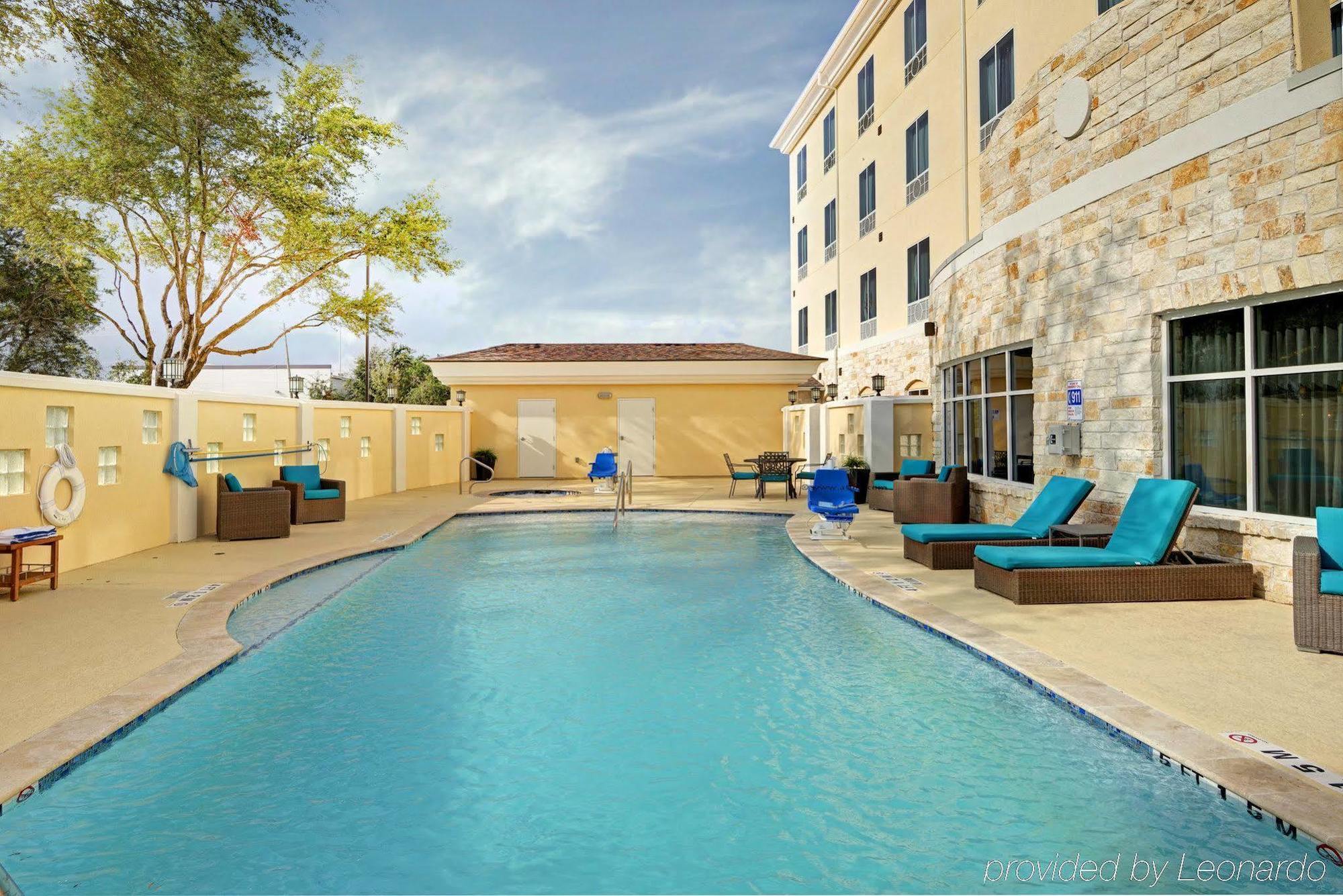 Holiday Inn Express & Suites Houston Northwest-Brookhollow By Ihg Luaran gambar